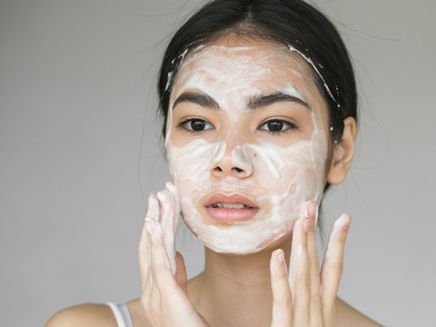 毛穴を改善する洗顔のポイント